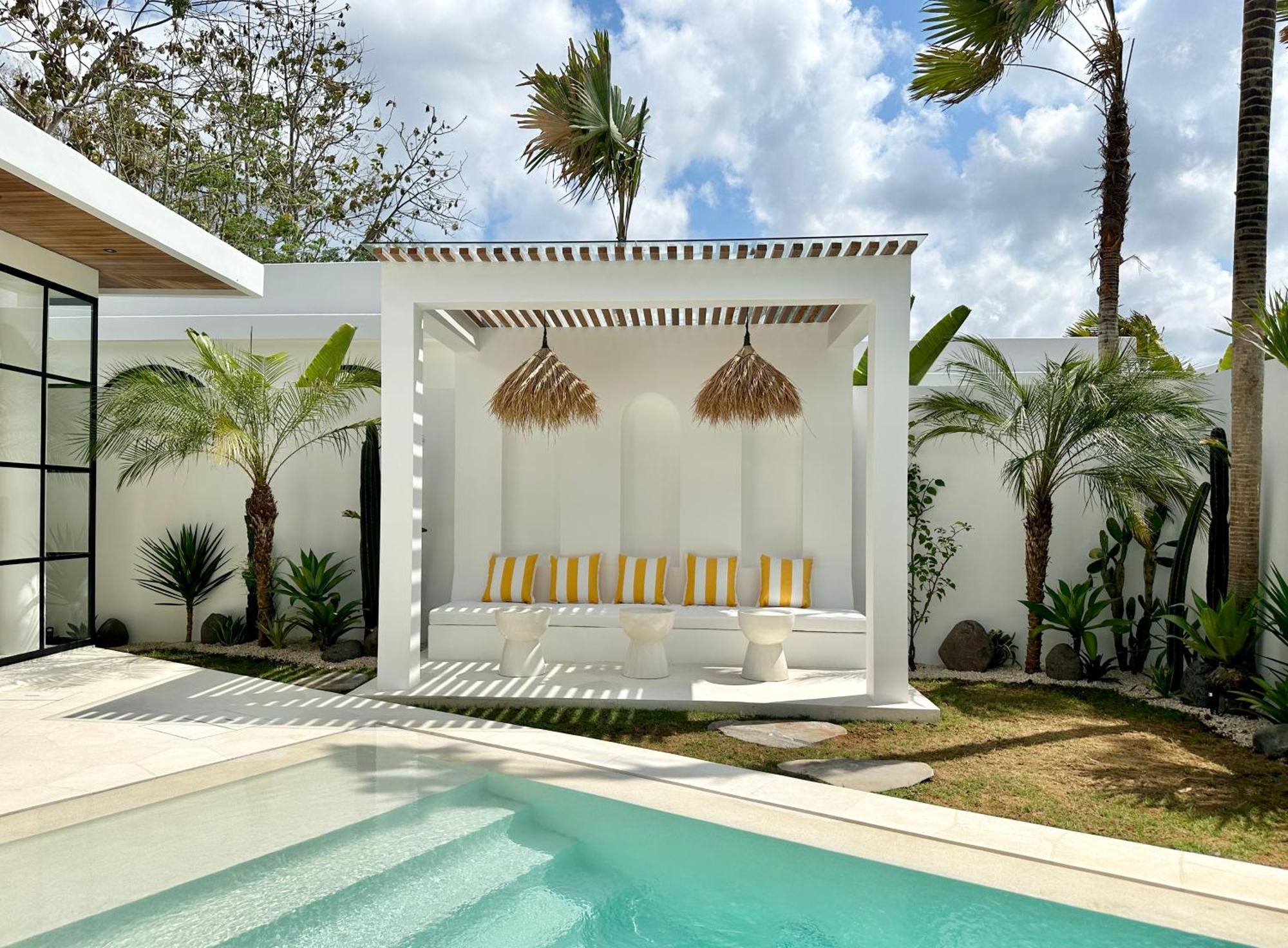 Melrose X The Young Villas Uluwatu Exterior foto